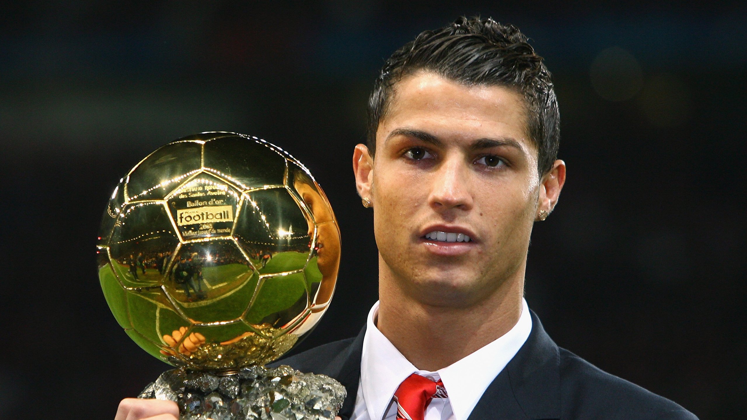 实力的碰撞：两支劲旅在欧洲舞台上对阵